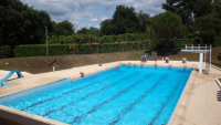 Piscine grand bassin avec plongeoir