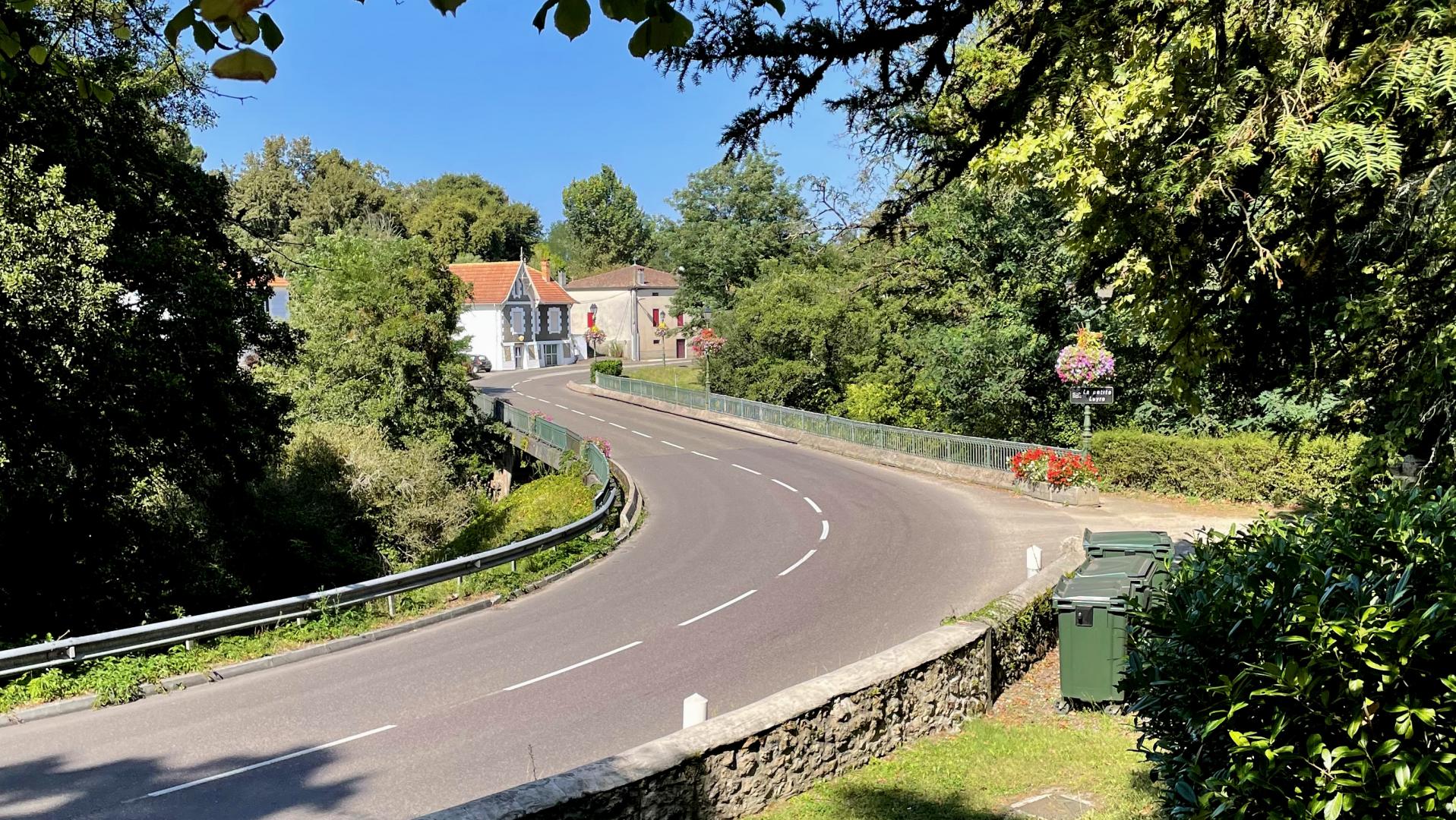Pont de la rue Broustra